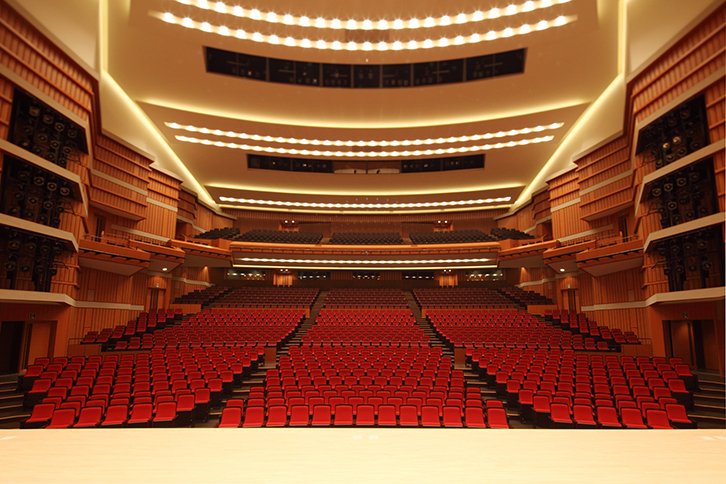 刈谷市総合文化センター アイリス 大ホール