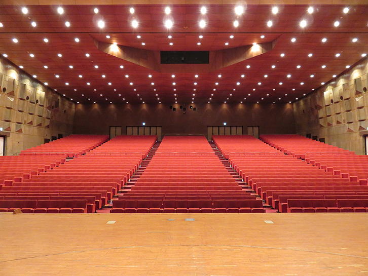 沖縄市民会館 大ホール