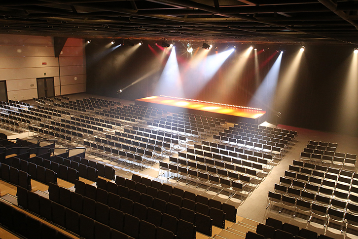 新都市ホール 様