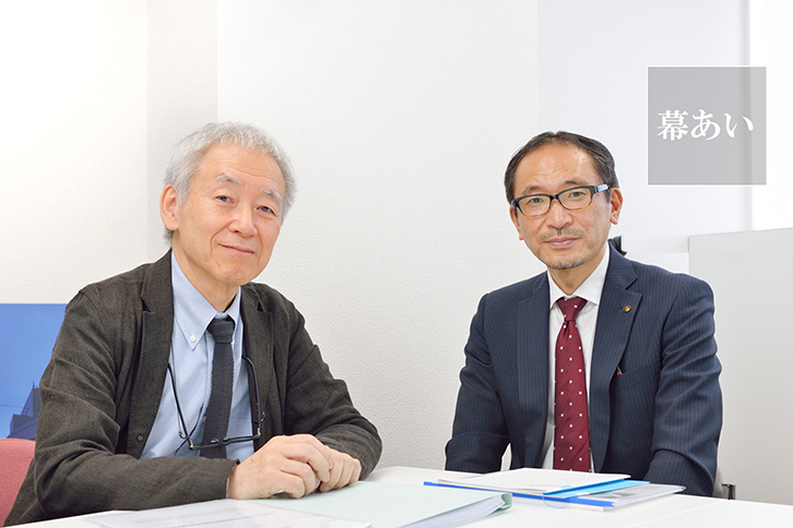 株式会社シアターワークショップ　代表取締役　伊東 正示 氏（写真 左）Talks with ヤマハサウンドシステム株式会社 代表取締役　武田 信次郎（写真 右）