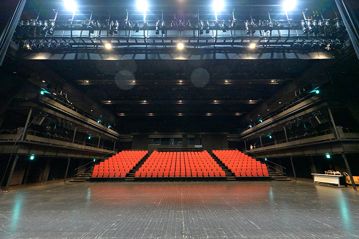 山口情報芸術センター［YCAM］）外観