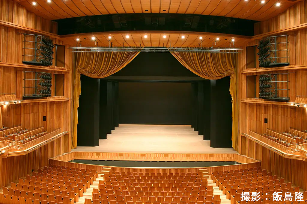 兵庫県立芸術文化センター