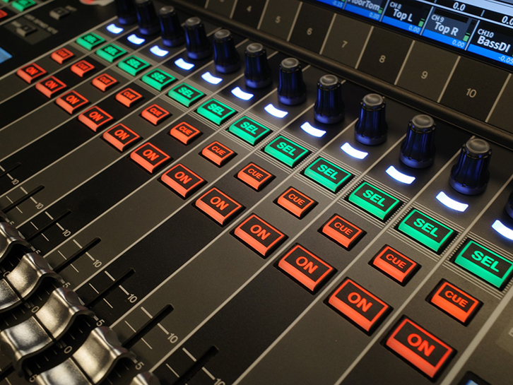 音響機器のボタン・スイッチを探る