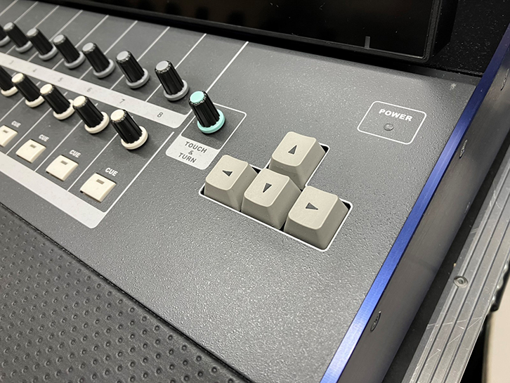 音響機器のボタン・スイッチを探る