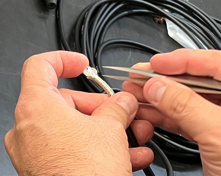 はんだ付けでマイクケーブルを作ってみよう